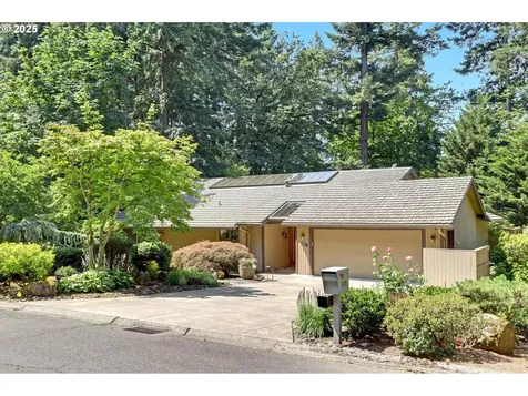 128 Del Prado Street Lake Oswego OR 97035