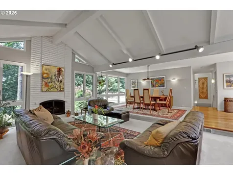 128 Del Prado Street Lake Oswego OR 97035