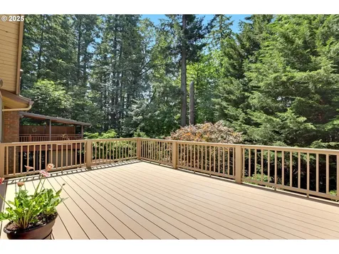 128 Del Prado Street Lake Oswego OR 97035
