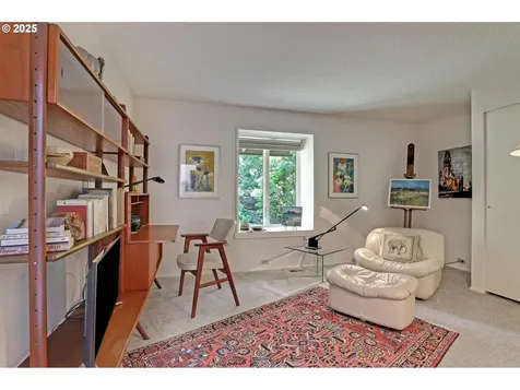 128 Del Prado Street Lake Oswego OR 97035