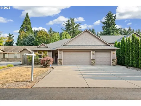 1905 NW 110th Circle Vancouver WA 98685