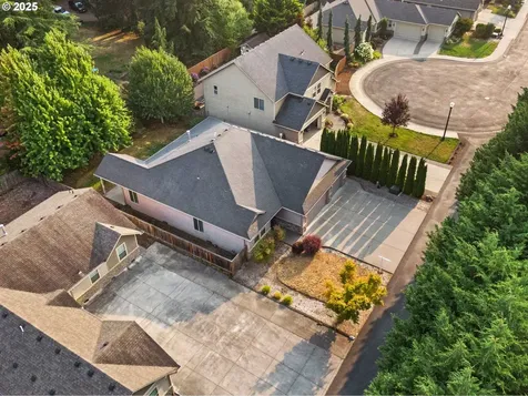 1905 NW 110th Circle Vancouver WA 98685