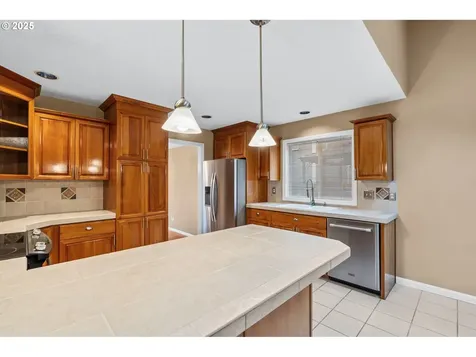6607 NE 72nd Circle Vancouver WA 98661