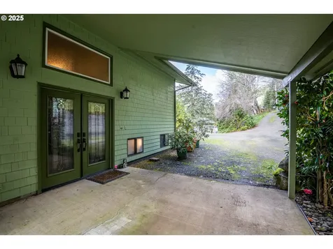 10927 E Mapleton Road Mapleton OR 97453