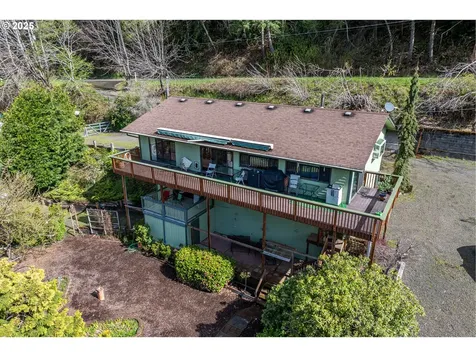 10927 E Mapleton Road Mapleton OR 97453