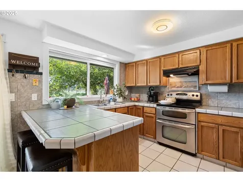 15550 SE Yamhill Street Portland OR 97233