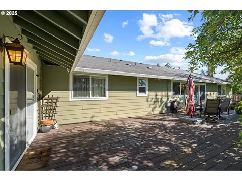 15550 SE Yamhill Street Portland OR 97233