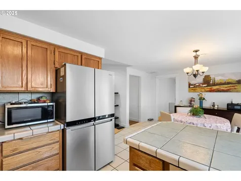 15550 SE Yamhill Street Portland OR 97233
