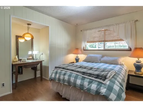 1868 Larson Road Roseburg OR 97471