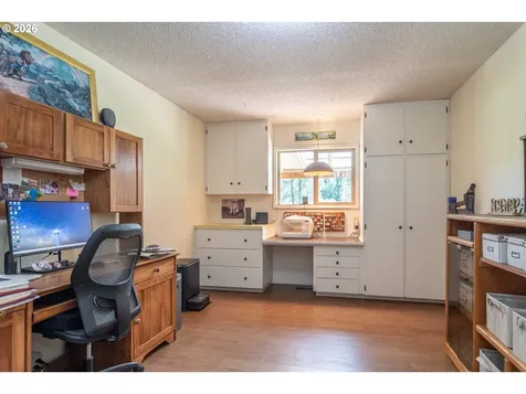 1868 Larson Road Roseburg OR 97471