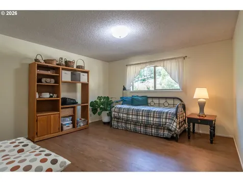 1868 Larson Road Roseburg OR 97471
