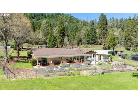 1868 Larson Road Roseburg OR 97471