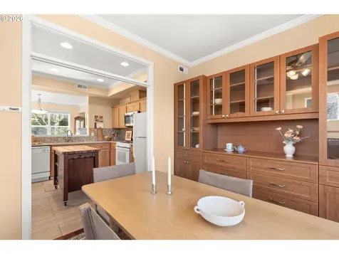13385 SW Kingston Place Portland OR 97223