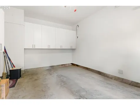 13385 SW Kingston Place Portland OR 97223