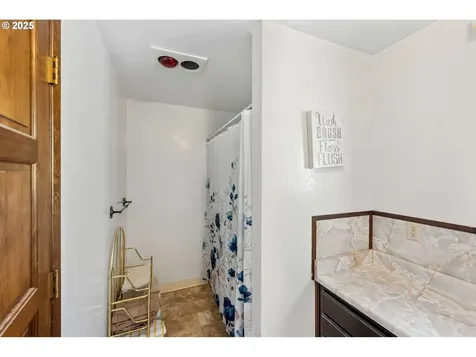 2355 Lombard Street North Bend OR 97459