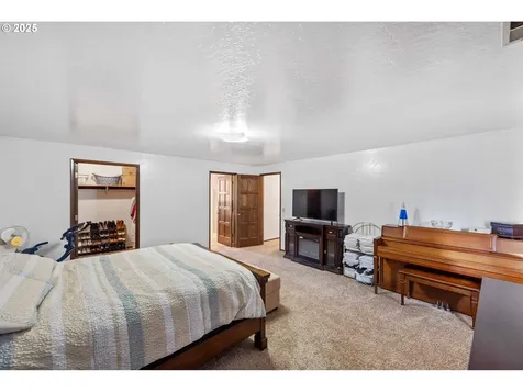 2355 Lombard Street North Bend OR 97459