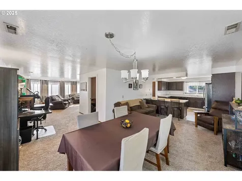 2355 Lombard Street North Bend OR 97459