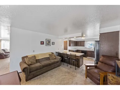 2355 Lombard Street North Bend OR 97459