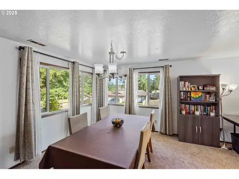2355 Lombard Street North Bend OR 97459