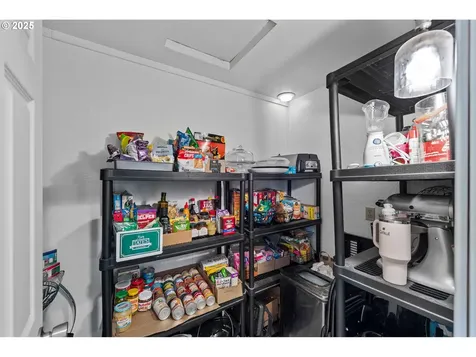 2355 Lombard Street North Bend OR 97459