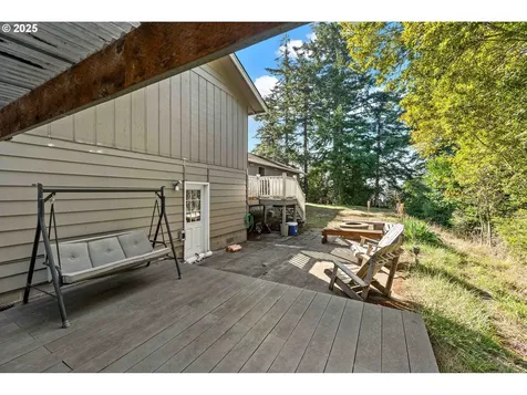2355 Lombard Street North Bend OR 97459