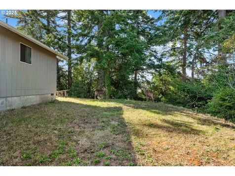 2355 Lombard Street North Bend OR 97459