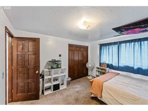 2355 Lombard Street North Bend OR 97459