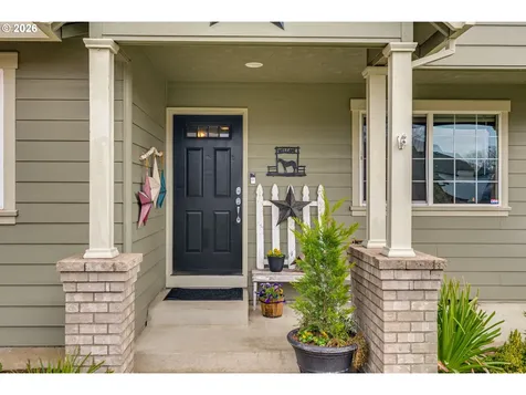 1088 S Sycamore Street Canby OR 97013