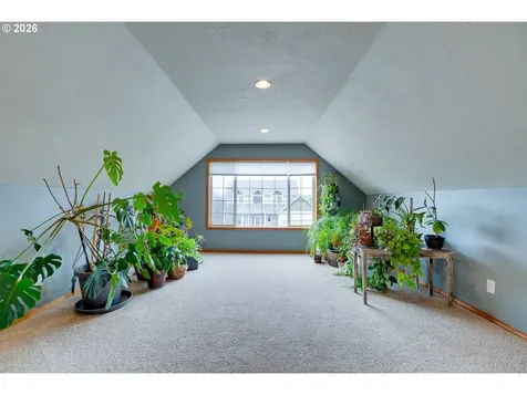 1088 S Sycamore Street Canby OR 97013