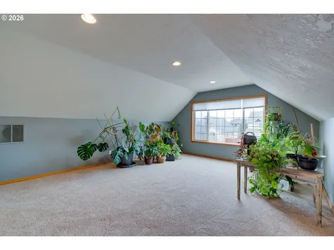 1088 S Sycamore Street Canby OR 97013
