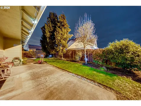 1088 S Sycamore Street Canby OR 97013