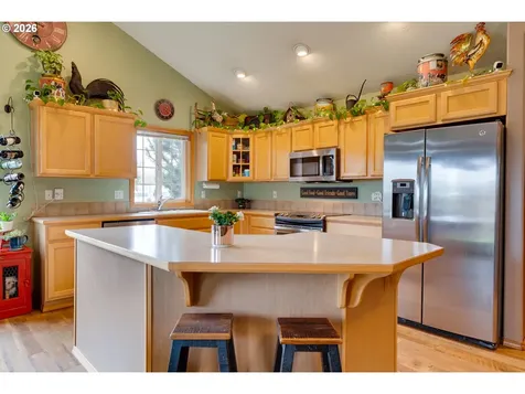 1088 S Sycamore Street Canby OR 97013