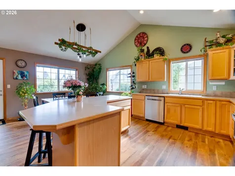 1088 S Sycamore Street Canby OR 97013