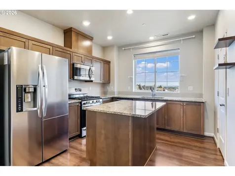 7436 NW Elise Avenue Portland OR 97229