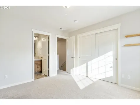 7436 NW Elise Avenue Portland OR 97229