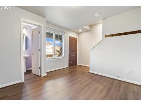 7436 NW Elise Avenue Portland OR 97229