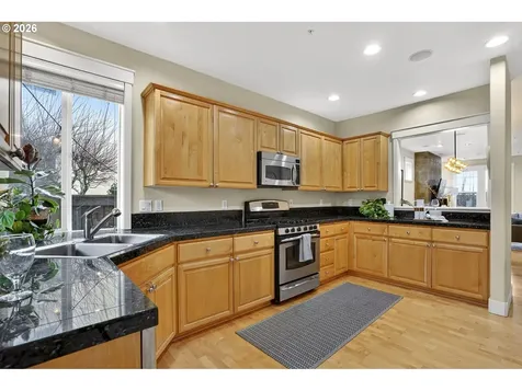 28677 SW Costa Circle Wilsonville OR 97070