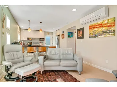 1255 Reserve Street Silverton OR 97381