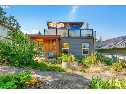 1255 Reserve Street Silverton OR 97381