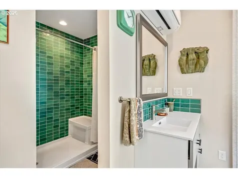1255 Reserve Street Silverton OR 97381