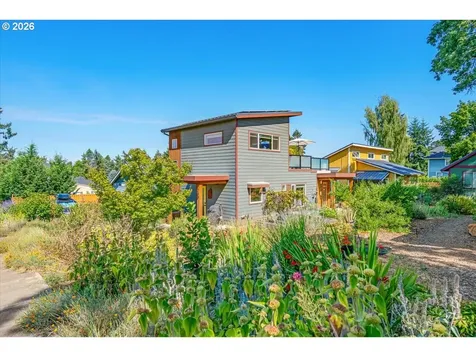 1255 Reserve Street Silverton OR 97381