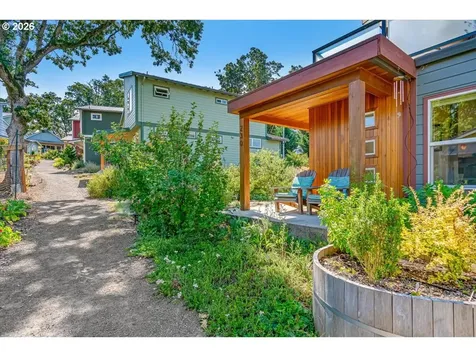 1255 Reserve Street Silverton OR 97381