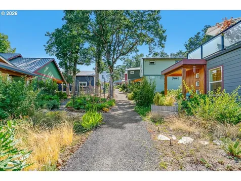1255 Reserve Street Silverton OR 97381