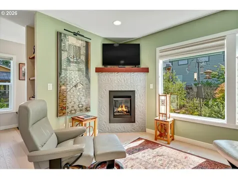 1255 Reserve Street Silverton OR 97381