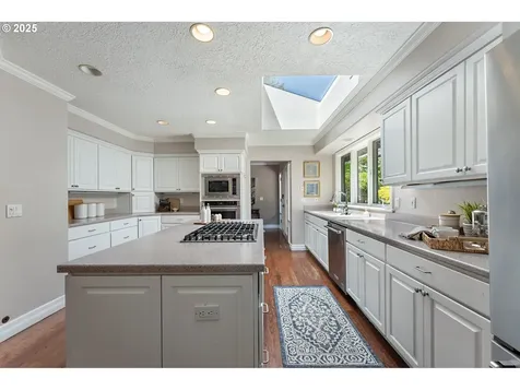 4004 SW Westdale Drive Portland OR 97221