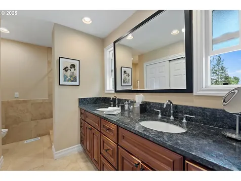 4004 SW Westdale Drive Portland OR 97221
