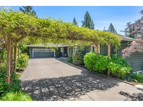 4004 SW Westdale Drive Portland OR 97221