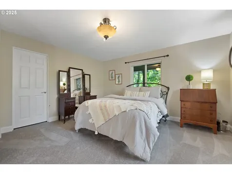 4004 SW Westdale Drive Portland OR 97221