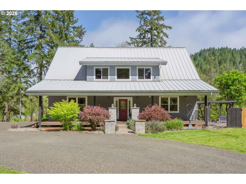 495 Indian Point Lane Glide OR 97443