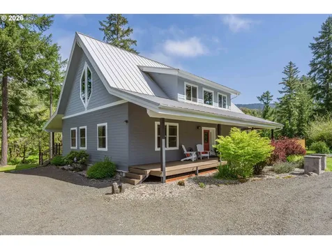 495 Indian Point Lane Glide OR 97443